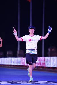 BIB: 
                            <button type="button" onclick="openModal(24090403)" class="btn btn-primary btn-sm float-right btn-popup" data-toggle="modal" data-target=".modal-high-quality">
                        <i class="fas fa-shopping-cart"></i> Add to Cart
                    </button>
                                            <button type="button" onclick="isThisMe(24090403, true)" class="btn btn-success btn-sm float-right btn-popup btn-isme hidden" data-toggle="tooltip" data-placement="bottom" title="นี่คือรูปของคุณใช่ไหม คลิกที่นี่เพื่อเอาเข้าอัลบั้ม">
                        <i class="fas fa-plus"></i> Add to album
                    </button>
                    <button type="button" onclick="isThisMe(24090403, false)" class="btn btn-warning btn-sm float-right btn-popup btn-isnotme hidden">
                        <i class="fas fa-ban"></i> Remove from album
                    </button>